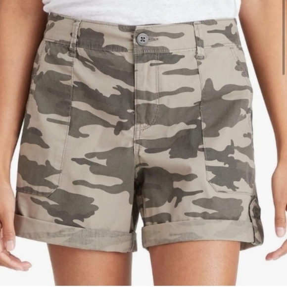 Social Standard by Sanctuary Roll Cuff Camouflage Stretch Cotton Shorts size S - Picture 10 of 10